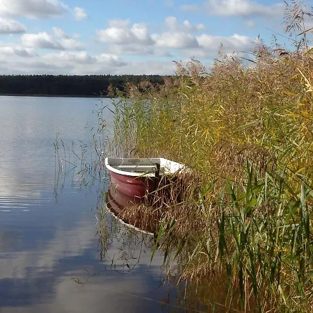 Blau Am Useriner Mit Garten Dom wakacyjny Userin