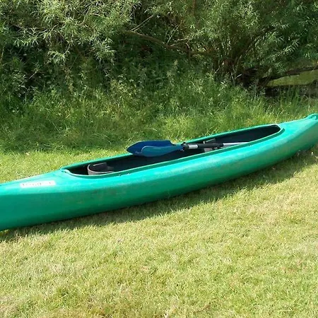 Blau Am Useriner Mit Garten *