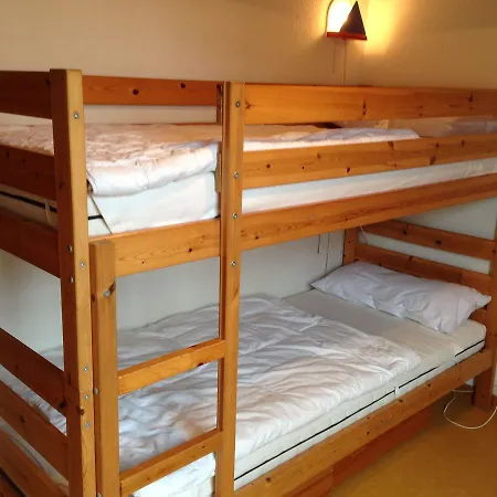 Blau Am Useriner Mit Garten